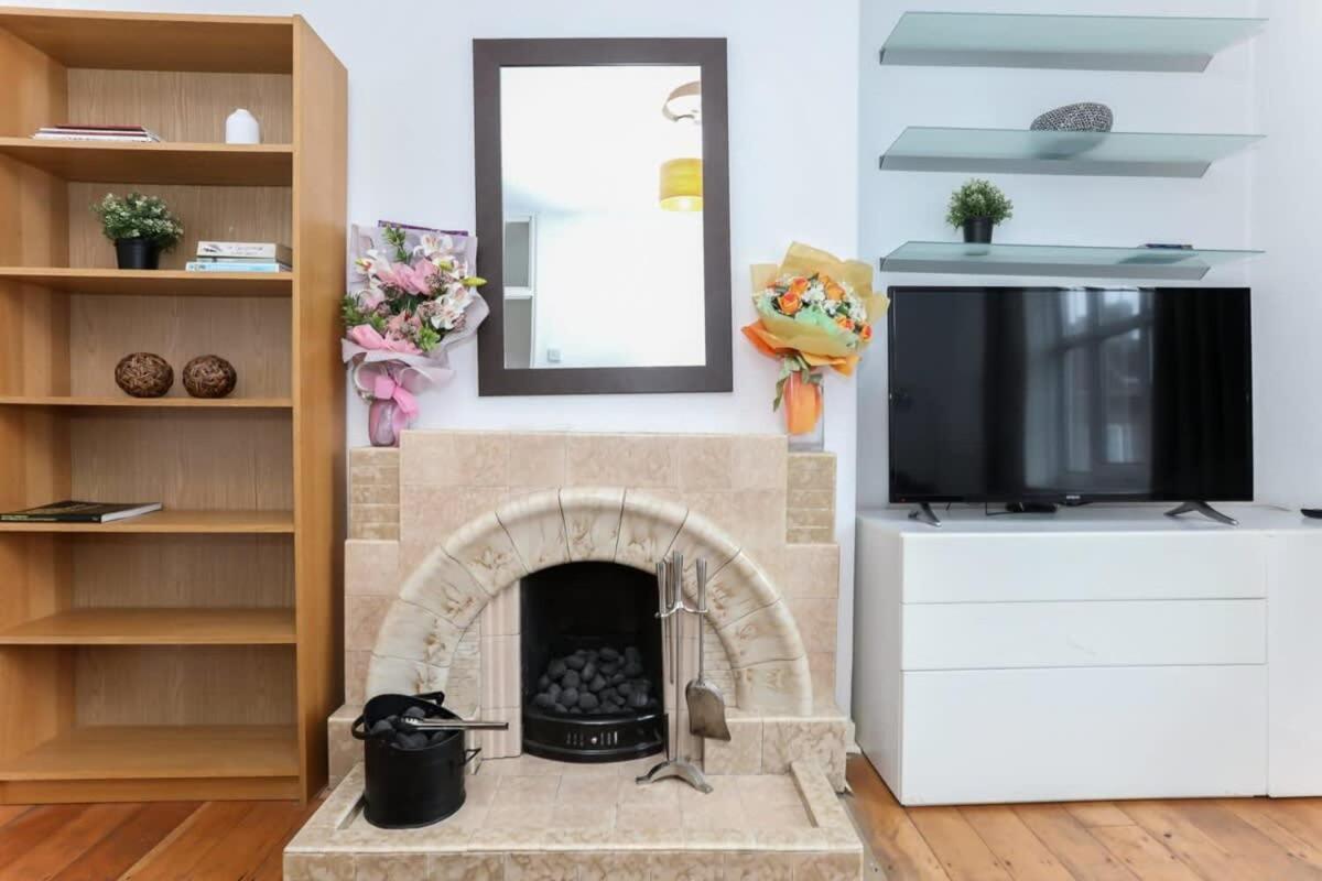 2 Bedroom Apartment In Waterloo Central Λονδίνο Εξωτερικό φωτογραφία